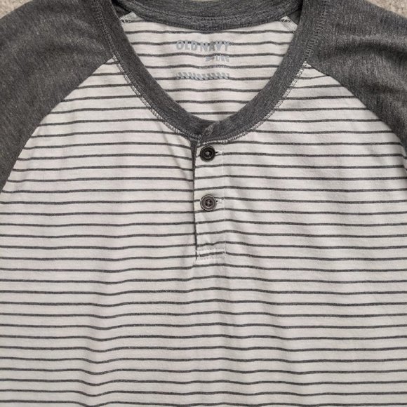 Old Navy gray striped henley t-shirt large - Picture 3 of 4